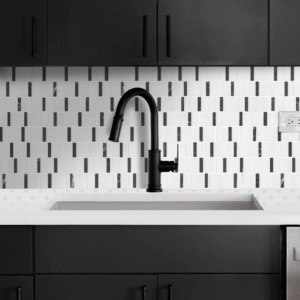 MetroBlend-ThassosNero_Stacked-RS